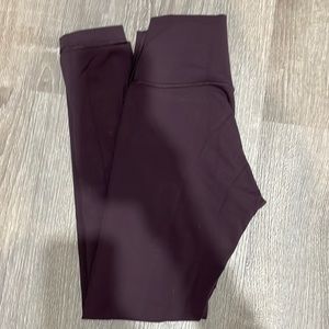 Wunder unders. Crop, high rise